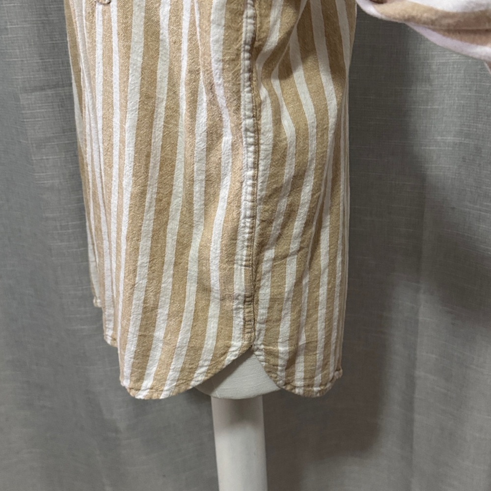 Wmns Universal Thread Linen/Rayon Blend Button Up Shirt-Sz XL-Tan/White Stripes - Picture 8 of 16